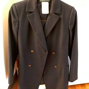 Harve Benard Man Suit  Pure Wool Size 4 Black Color